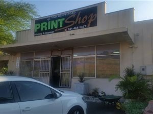 Commercial space in Bluff