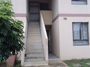 3 Bed Apartment in Eastbury