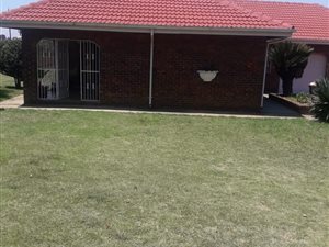 3 Bed House in Riamarpark