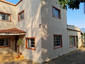 4 Bed House in Greenside