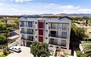 2 Bedroom Apartment in Flamingo Vlei