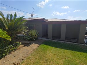 3 Bed House in Eloffsdal