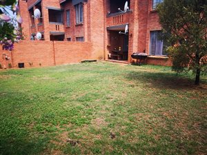 2 Bed Apartment in Mooikloof Ridge