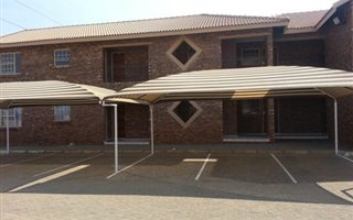 2 Bedroom Apartment in Crystal Park