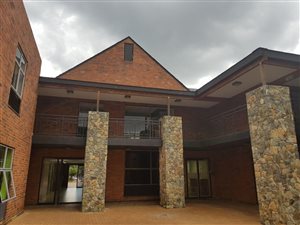 353 m² Commercial space in Cresta