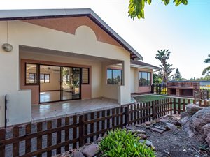 2 Bed Townhouse in Scottburgh South
