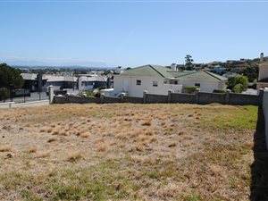 898 m² Land available in Dennegeur