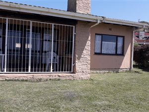 2 Bed Townhouse in Uvongo