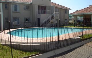 3 Bedroom Townhouse in Farrarmere