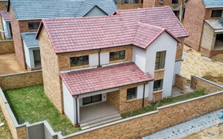 3 Bedroom Duplex in Honeydew