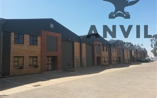 365 m² Industrial space in Hughes