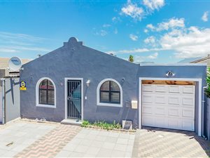 3 Bed House in Ottery