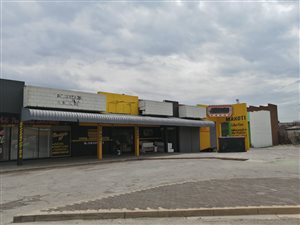 2000 m² Commercial space in Vereeniging Central