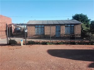 2 Bed House in Mabopane