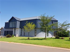 4 Bed House in Midstream Ridge Estate