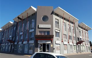 1 Bedroom Apartment in Tableview