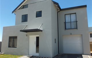 2 Bedroom Townhouse in Broadacres
