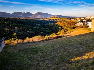 844 m² Land available in Welgelegen