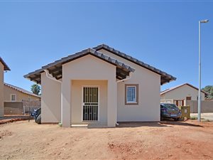 2 Bed House in Witpoortjie