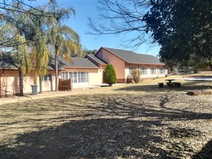 4 Bed House in Lynnwood Glen