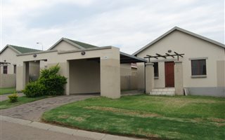 2 Bedroom Townhouse in Tasbet Park