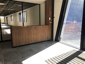 600 m² Commercial space in Parkmore