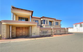 4 Bedroom House in Naturena
