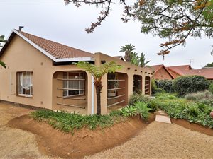 3 Bed House in Bonaero Park