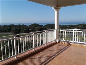 2 Bed Apartment in Shelly Beach