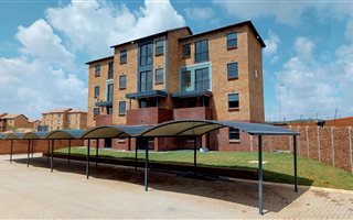 2 Bedroom Apartment in Arcadia