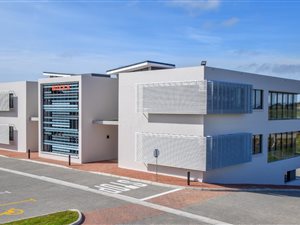 117 m² Commercial space in Blue Mountain Village
