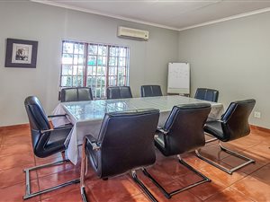 330 m² Commercial space in Middelburg Central