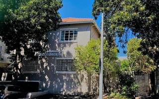 2 Bedroom Apartment in Vredehoek
