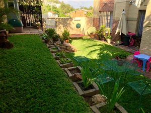 3 Bedroom Flat in Azaleapark