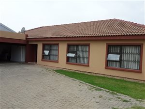 3 Bed Cluster in Mayberry Park