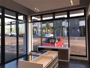 217 m² Commercial space in New Town Centre (Gateway)