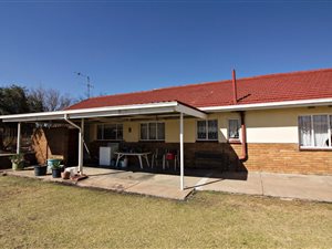 3 Bedroom House in Nigel Central