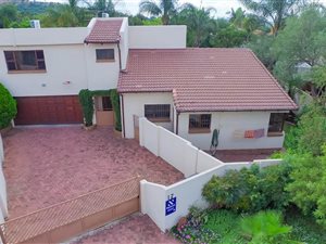 4 Bed Cluster in Bromhof