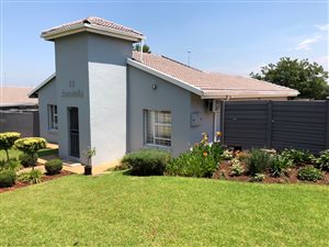 250 m² Office Space in Doringkloof