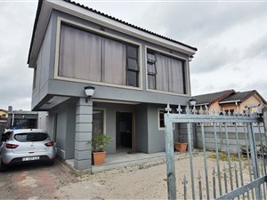 5 Bed House in Highbury
