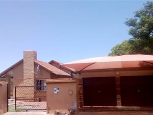 3 Bed House in Rustenburg North