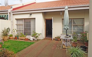 2 Bedroom Townhouse in Hospitaalpark