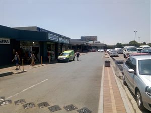 53 m² Commercial space in Southdale