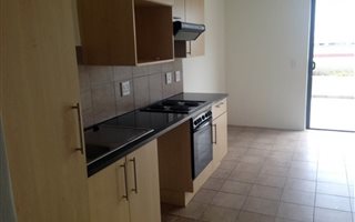 1 Bedroom Apartment in Zonnebloem