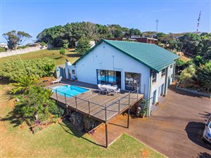 4 Bed House in Freeland Park