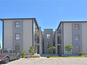 2 Bed Apartment in Eersterivier