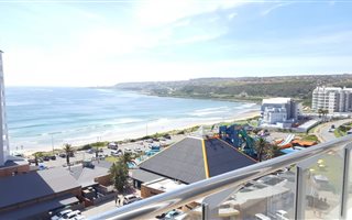 2 Bedroom Apartment in Diaz Beach
