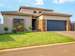 3 Bed House in Olympus AH