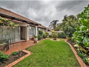 3 Bed Townhouse in Paulshof