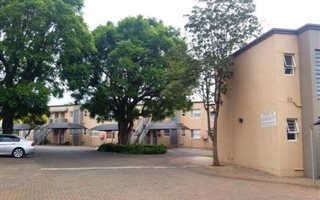 2 Bedroom Townhouse in Malvern East